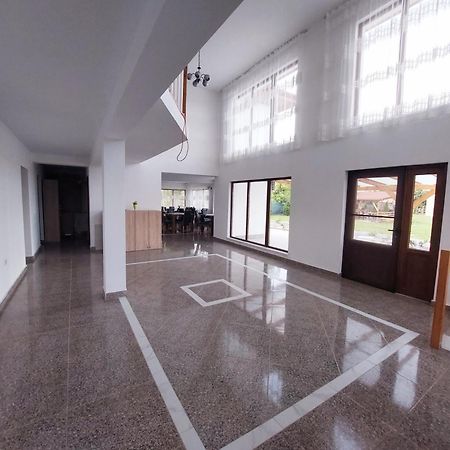 Pensiunea Paradiso Sarinasuf Luaran gambar