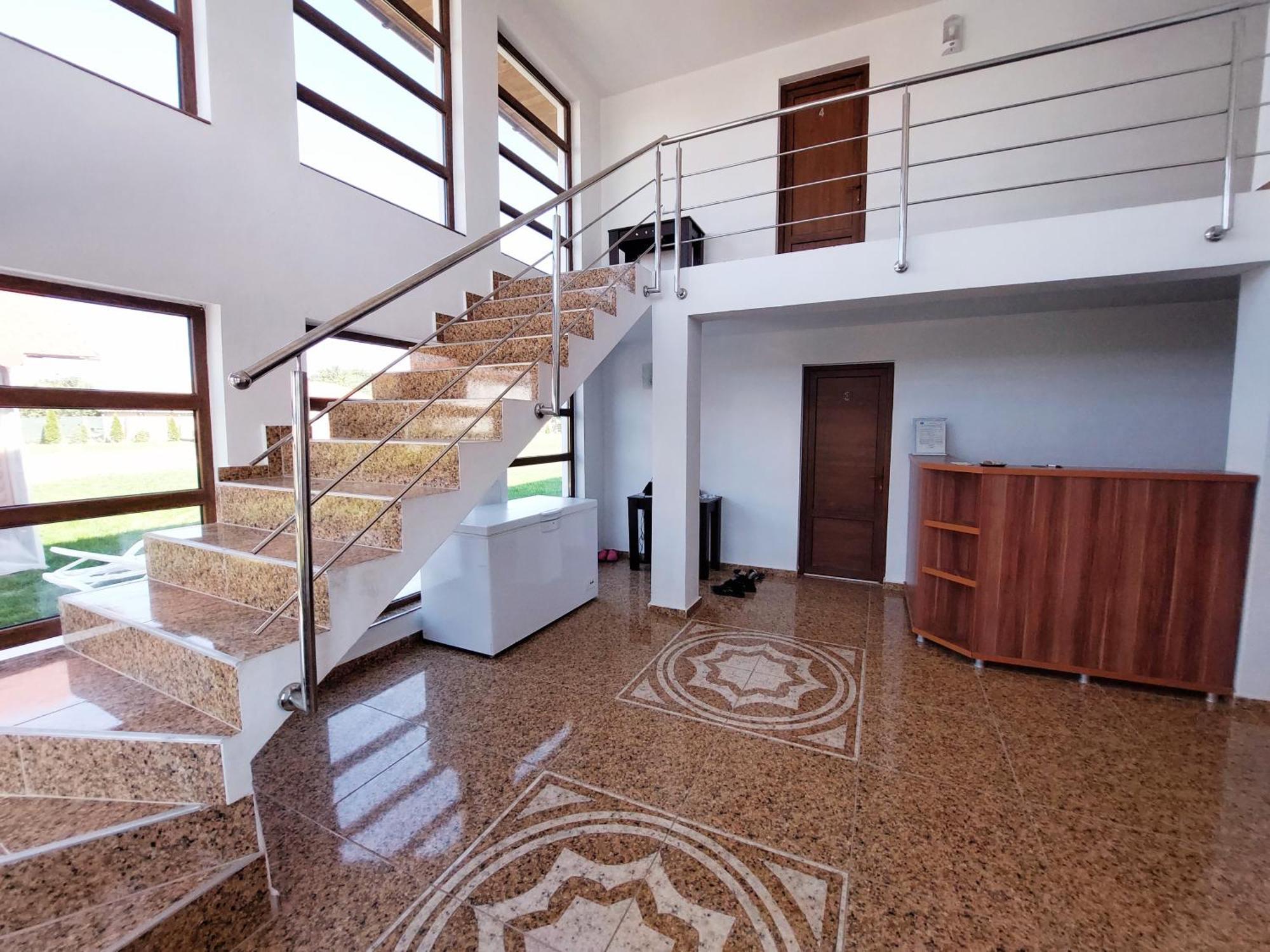 Pensiunea Paradiso Sarinasuf Luaran gambar